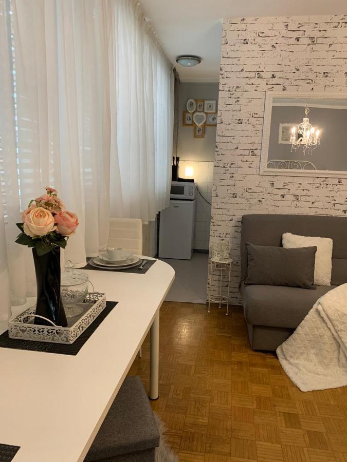 Apartment Lautus มาริบอร์ ภายนอก รูปภาพ
